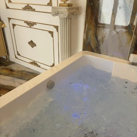 Aphrodite Hammam ,balneo ,nimes Centre 尼姆